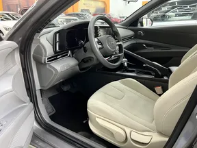 Hyundai Elantra / Avante 2023