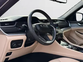 Jeep Grand Cherokee 2024