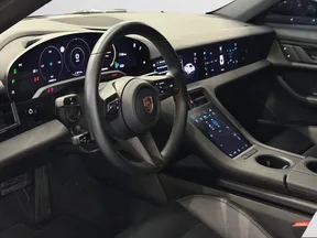 Porsche Taycan 2023