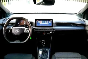 MG 3 2025