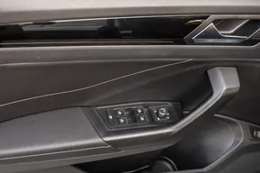 Volkswagen T-Roc 2024