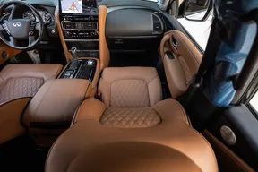 Infiniti QX80 2023