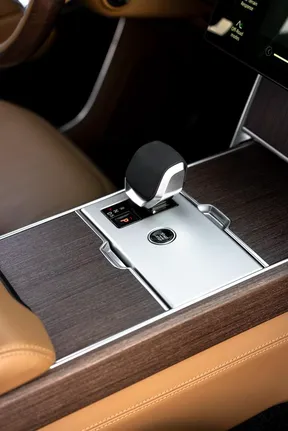 Land Rover Range Rover 2025