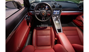 Porsche Cayman 718 2024