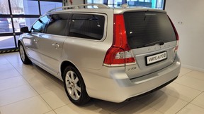 Volvo V70 2015