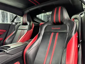Aston Martin V8 Vantage 2019