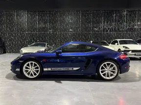 Porsche Cayman 718 2024