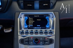 Lamborghini Aventador 2012
