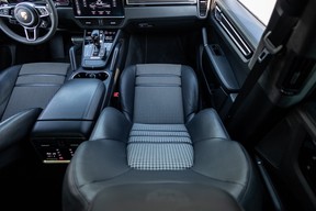 Porsche Cayenne GTS Coupé 2021