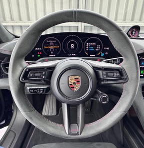 Porsche Taycan GTS 2023