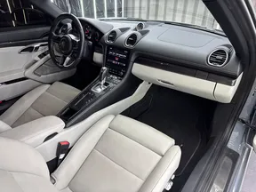 Porsche Cayman 718 2023