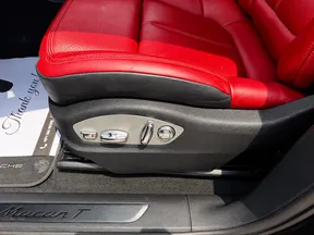 Porsche Macan T 2022
