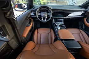 Audi Q8 2023