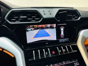 Lamborghini Urus 2023