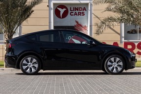 Tesla Model Y Long Range 2024