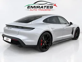 Porsche Taycan GTS 2023