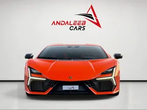 Lamborghini Revuelto 2024