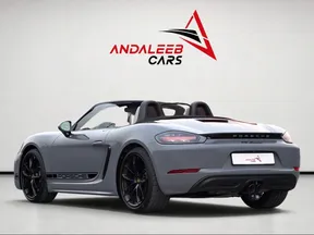 Porsche Boxster 718 2024
