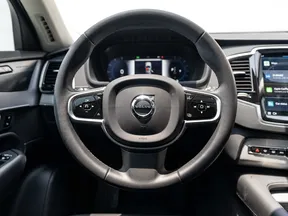 Volvo XC90 B5 2023