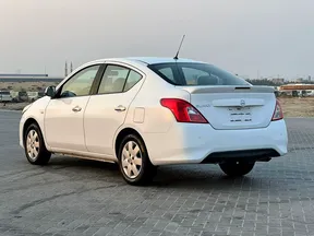Nissan Sunny 2023