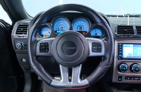 Dodge Challenger SRT-8 2013