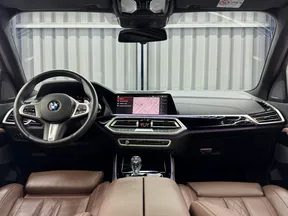 BMW X5 M50 2020