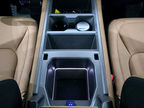 Land Rover Defender 110 2025