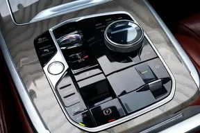 BMW X7 40 2023
