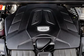 Porsche Cayenne 2022