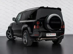 Land Rover Defender 110 2023