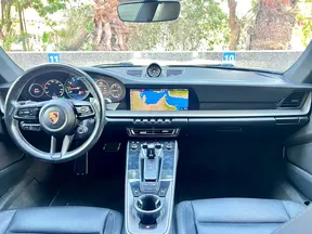 Porsche 911 Carrera 2021