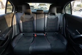 Mercedes-Benz A-Class 200 2021