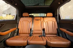 Audi Q7 2024
