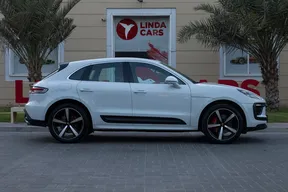 Porsche Macan S 2024