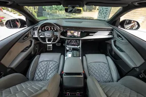 Audi Q8 2025