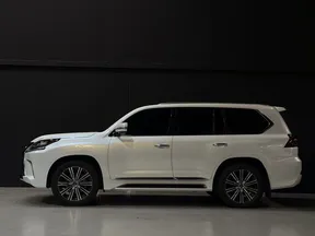 Lexus LX 570 2020