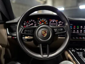 Porsche 911 Carrera 4 2023
