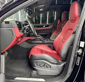 Porsche Cayenne S Coupé 2024