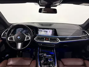 BMW X7 40 2022