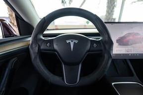 Tesla Model Y Long Range 2024