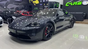 Porsche Taycan GTS 2022