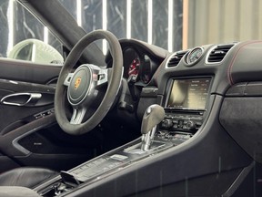 Porsche Cayman GTS 2016