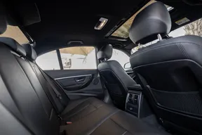 BMW 3 Series 318 2018