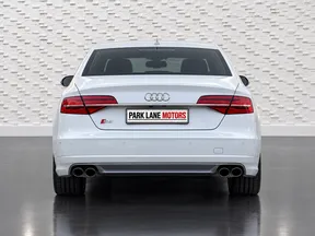 Audi S8 2015