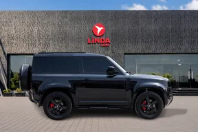 Land Rover Defender 90 2024
