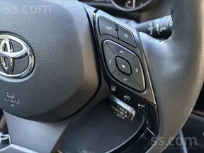 Toyota C-HR 2021