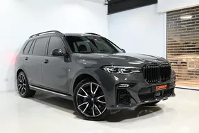 BMW X7 40 2022