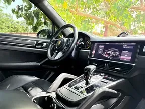 Porsche Cayenne GTS 2021