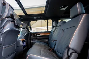 Jeep Grand Wagoneer 2023