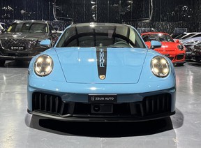 Porsche 911 Carrera GTS 2025